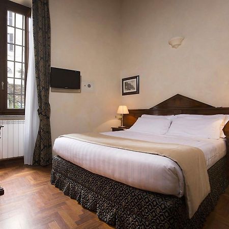 Hotel Teatro Pace Рим Екстер'єр фото